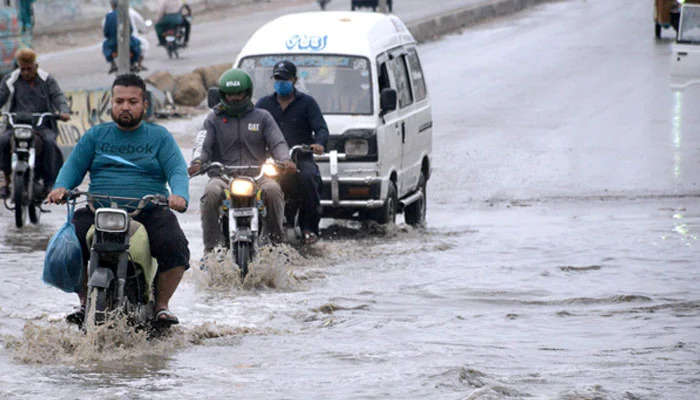 Rain emergency measures imposed in Karachi amid PMD’s weather advisory revision