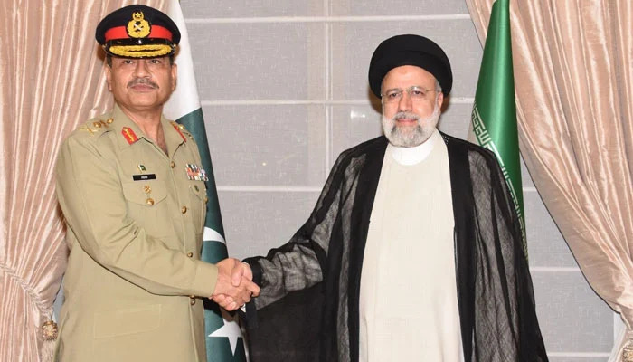Army chief meets President Raisi, seeks improved coordination with Iran against terrorists