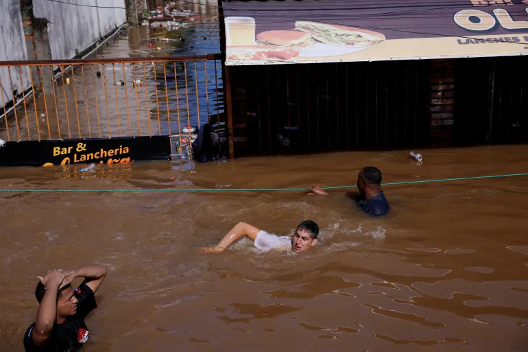 At least 75 killed, more than 100 others missing in Brazil floods